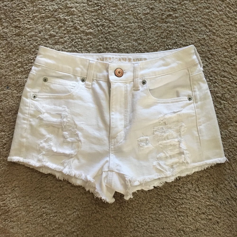WHITE AE JEAN SHORTS